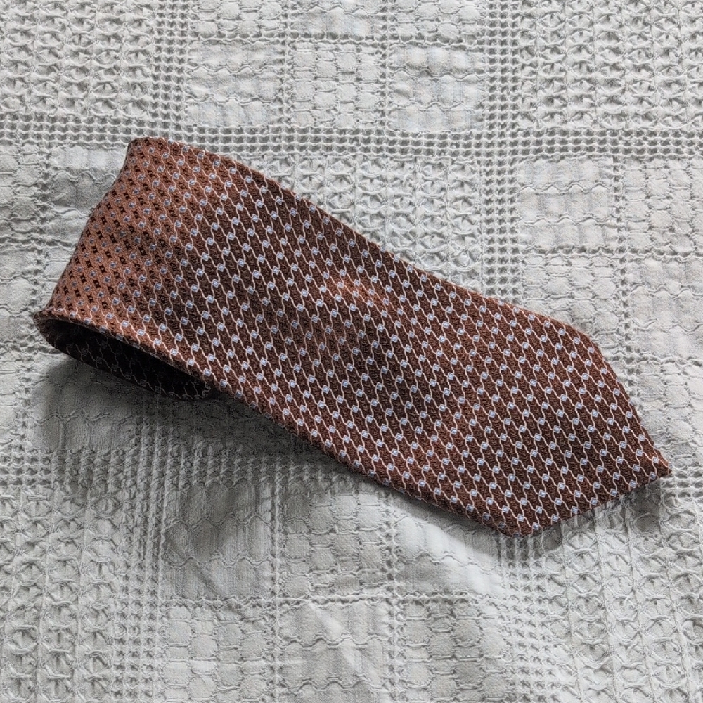 Ermenegildo Zegna Brown Silk Tie with Houndstooth Pattern